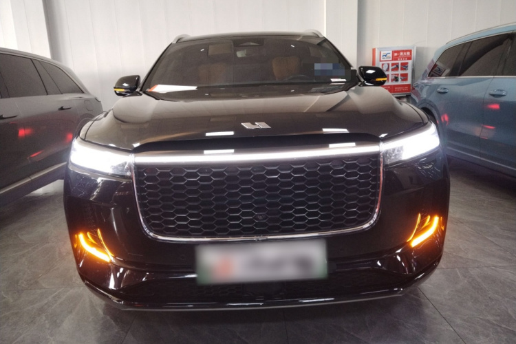 理想汽车 理想ONE 2021款 增程6座版车身外观2