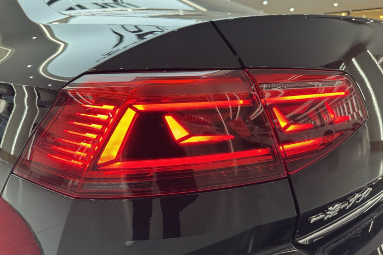 大众 迈腾GTE插电混动 2022款 GTE 豪华型车身外观6009