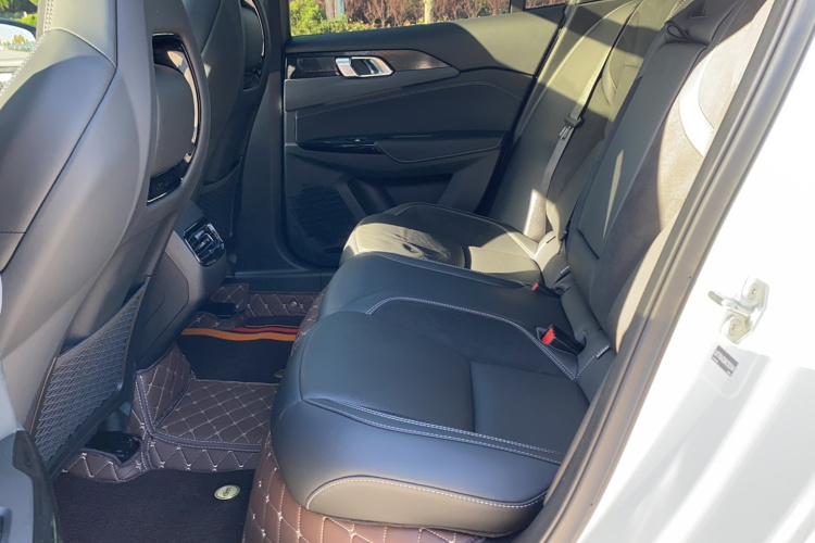 领克03 2022款 2.0TD DCT劲Pro中控内饰7001