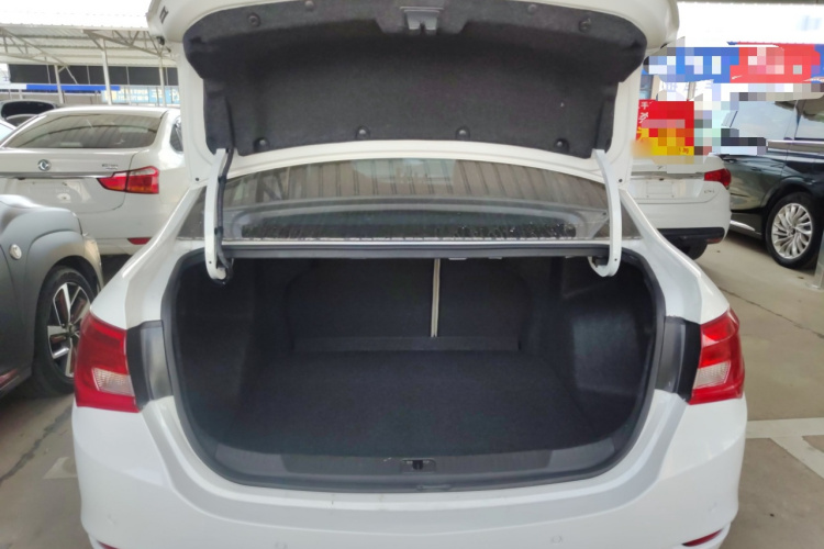 别克 英朗 2017款 15N 自动精英型局部细节23