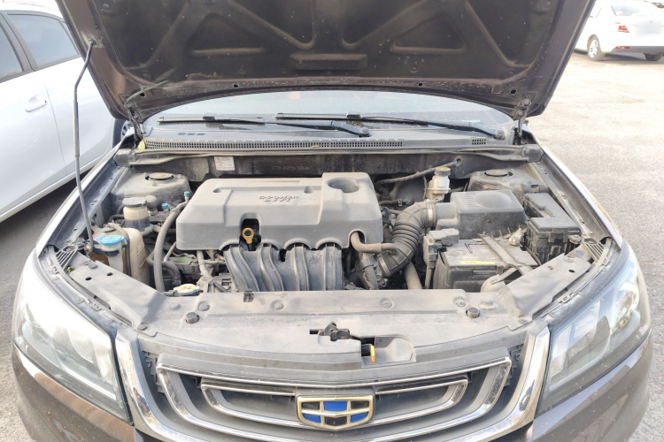 吉利汽车 帝豪 2017款 三厢百万款 1.5L 手动豪华型机舱底盘24