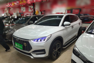 比亚迪 宋PLUS 2020款 1.5T 自动旗舰型