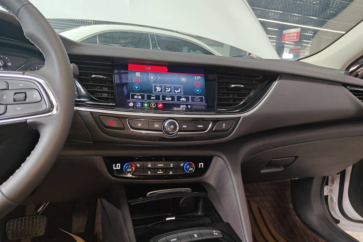 别克 君威 2024款 25T 超享版局部细节16