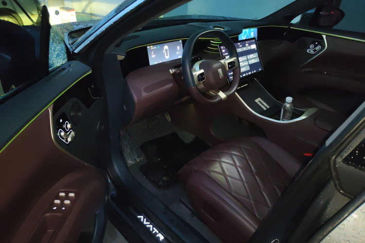 阿维塔11 2024款 580 三激光四驱奢享版中控内饰20
