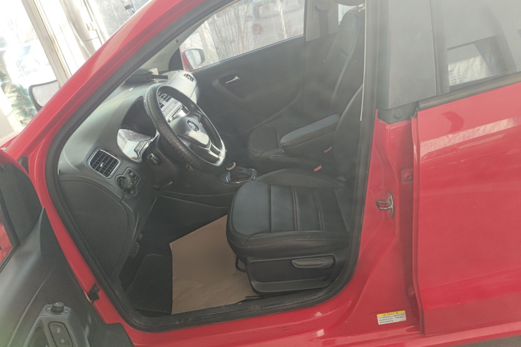 大众 Polo 2014款 1.6L 自动舒适版局部细节19