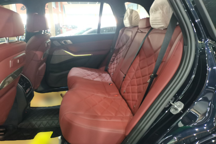 宝马X5 2025款 xDrive 40Li M运动曜夜套装中控内饰21