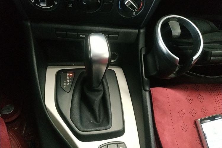 宝马X1 2013款 sDrive18i 时尚型局部细节18