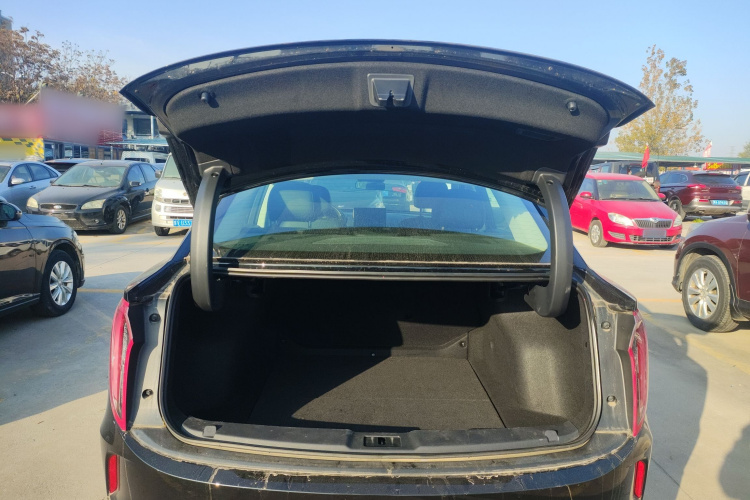 红旗E-QM5 2022款 431km 充电乐享版局部细节23