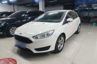 福特 福克斯 2018款 两厢经典 1.6L 自动舒适型智行版