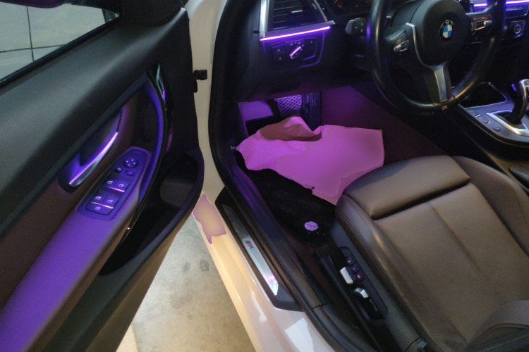 宝马3系 2018款 320Li 领先型M运动套装中控内饰7003