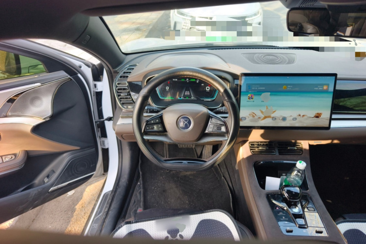 比亚迪 汉 2020款 EV 超长续航版豪华型中控内饰13
