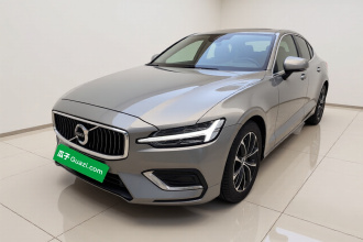 沃尔沃S60 2021款 T4 智逸豪华版