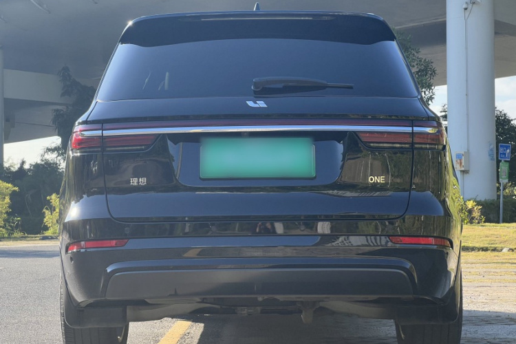 理想汽车 理想ONE 2020款 增程6座版车身外观6001