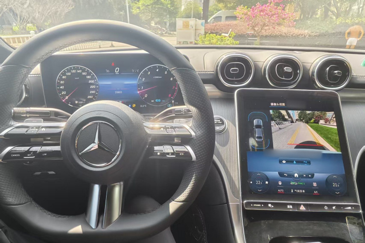 奔驰C级 2022款 改款 C 200 L 运动版中控内饰7002