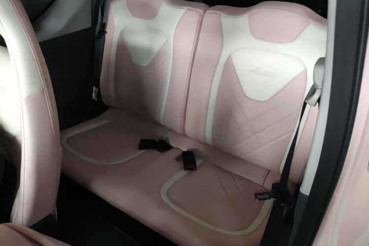 五菱汽车 宏光MINIEV 2021款 马卡龙夹心款 120km 三元锂中控内饰7004