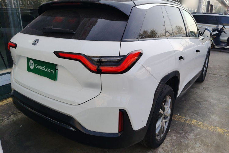 蔚来ES6 2020款 455KM 运动版车身外观7