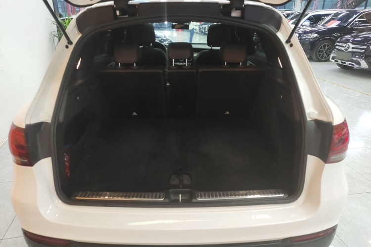 奔驰GLC 2020款 GLC 260 L 4MATIC 动感型机舱底盘23
