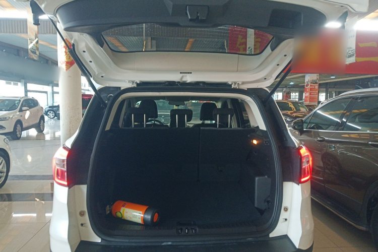 福特 翼虎 2017款 EcoBoost 180 两驱精翼型机舱底盘23