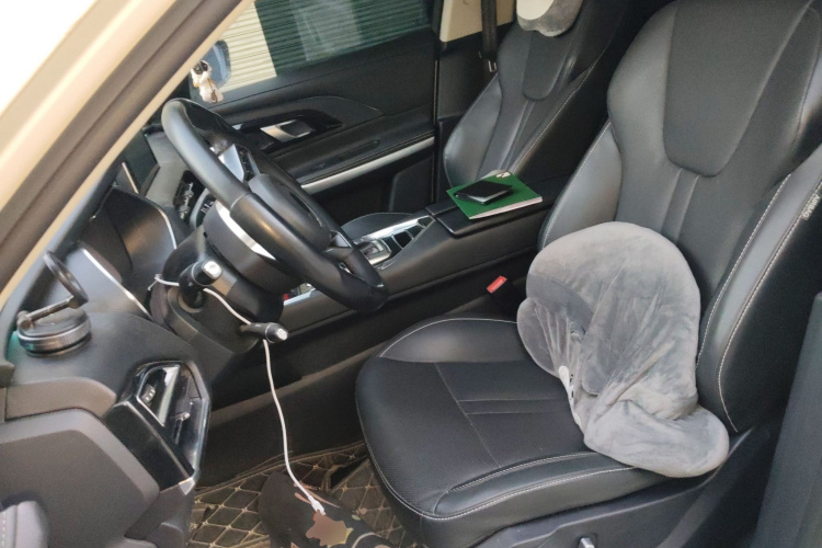 众泰T500 2018款 1.5T 自动智能互联尊贵型中控内饰19