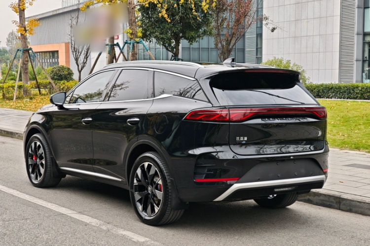 比亚迪 唐新能源 2024款 DM-p 荣耀版 215KM 四驱尊享型车身外观6014