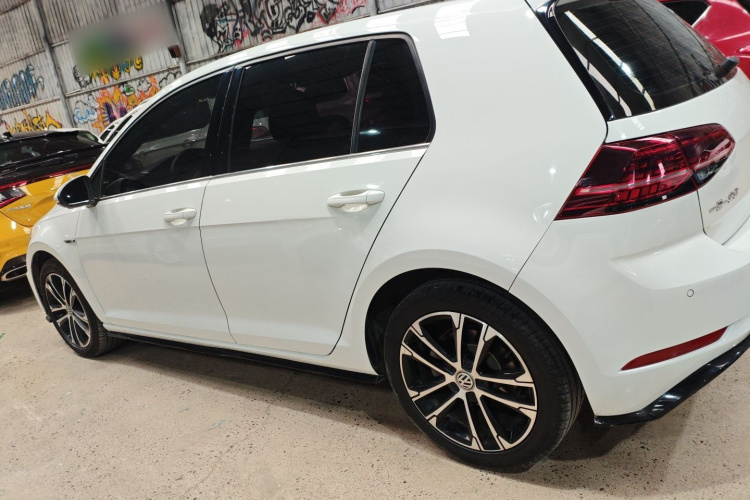 大众 高尔夫 2018款 280TSI 自动R-Line型车身外观6003