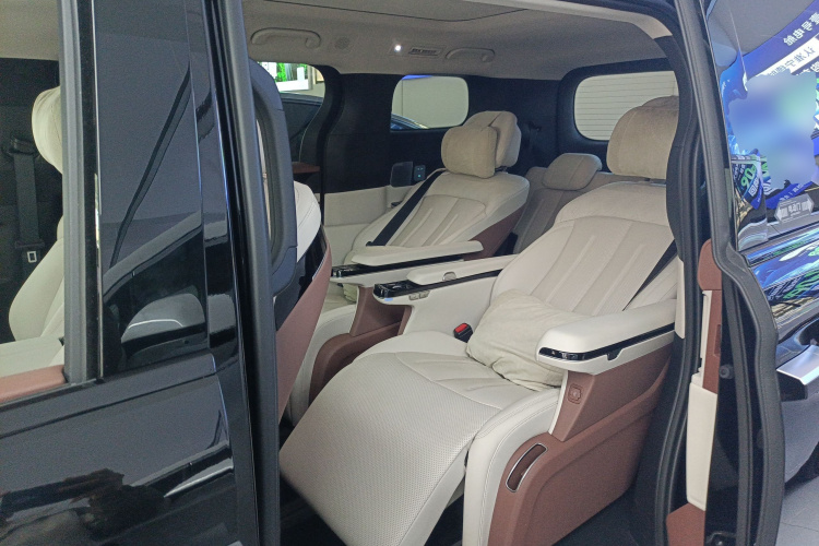 比亚迪 夏 2025款 DM-i 1.5T 180km 卓越型中控内饰21