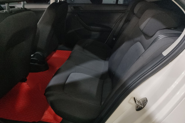 大众 桑塔纳 2021款 1.5L 手动风尚版中控内饰21