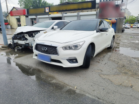 英菲尼迪Q50L 2018款 2.0T 舒适版 国VI