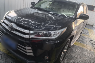 丰田 汉兰达 2018款 2.0T 四驱精英版 7座 国VI