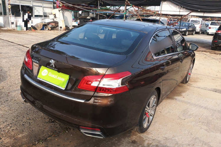 标致408 2015款 1.2T 自动豪华版车身外观6005