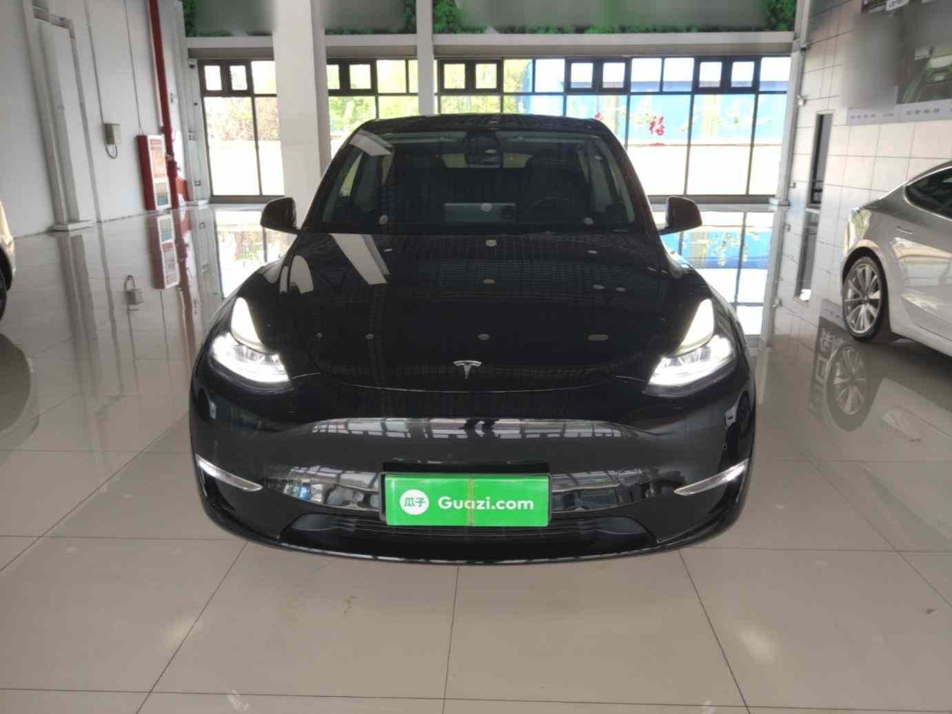 特斯拉 Model Y 2023款 长续航全轮驱动版(1)