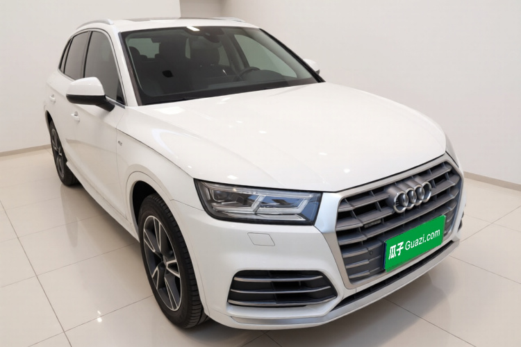 奥迪Q5L 2020款 改款 40 TFSI 荣享时尚型车身外观3