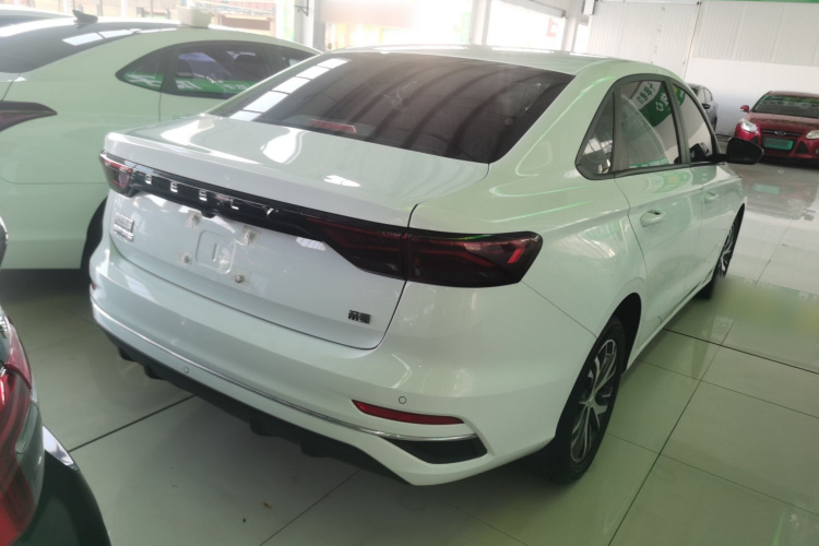 吉利汽车 帝豪 2023款 第4代冠军版 1.5L CVT豪华型车身外观7