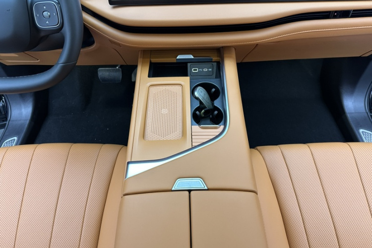 魏牌 蓝山 2025款 四驱 Max中控内饰7006