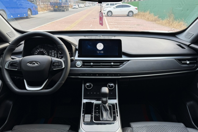 奇瑞 瑞虎5x 2024款 1.5L CVT新锐版中控内饰7003