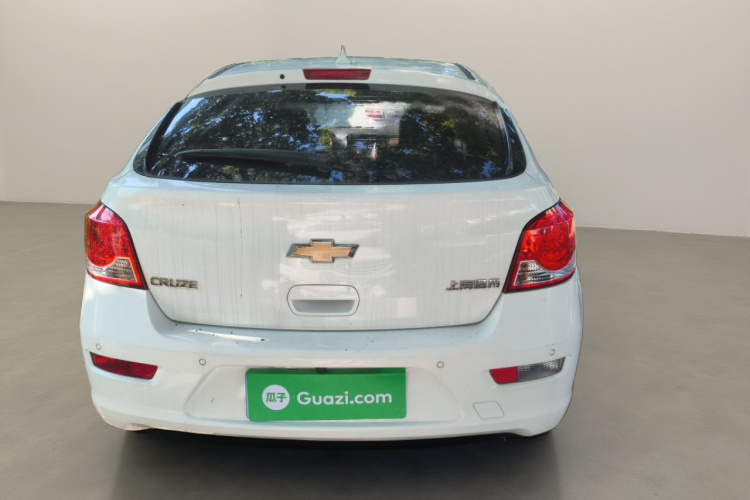 雪佛兰 科鲁兹 2013款 掀背 1.6L 自动豪华型车身外观6