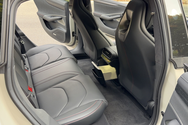 小米汽车 小米SU7 2024款 四驱超长续航高阶智驾Max版中控内饰7007