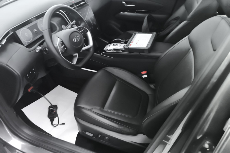 现代 2023款 途胜L 1.5T 自动两驱LUX尊贵版中控内饰19