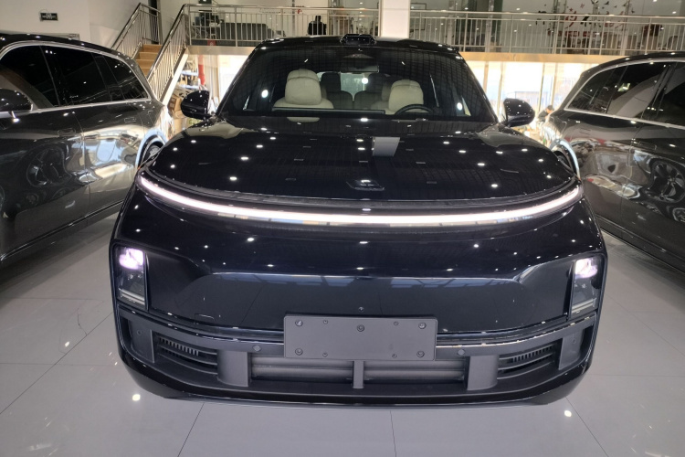 理想汽车 理想L9 2024款 Ultra车身外观2