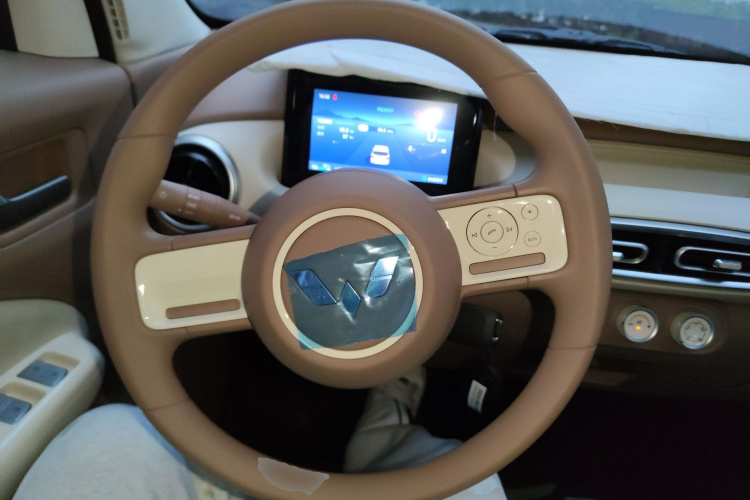 五菱汽车 宏光MINIEV 2025款 四门版 进阶款中控内饰12