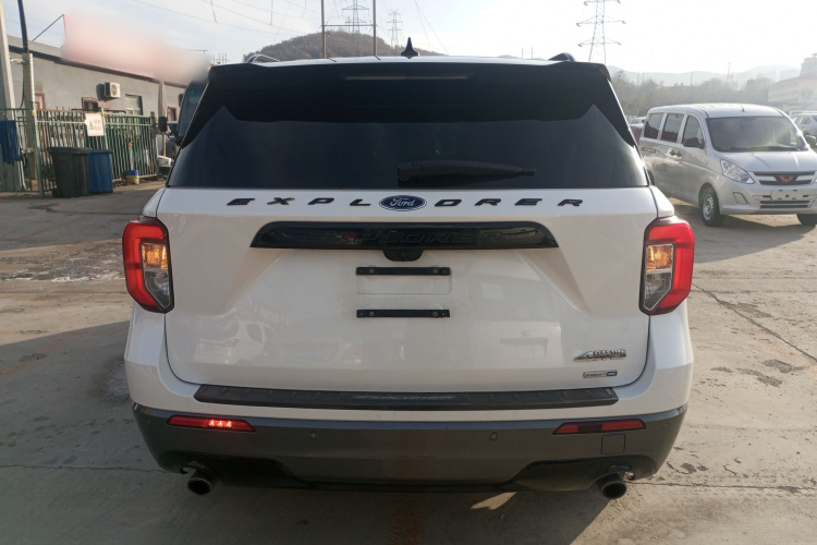 福特 探险者 2020款 EcoBoost 285 四驱运动版ST-LINE 6座车身外观6