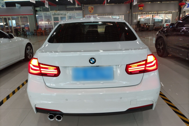 宝马3系 2019款 320Li M运动套装车身外观6