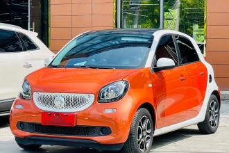 smart forfour 2016款 0.9T 66千瓦先锋版