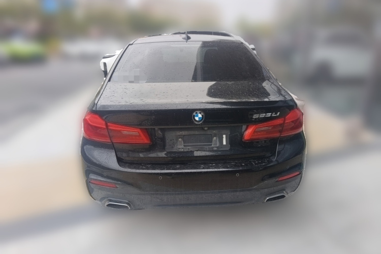 宝马5系 2019款 525Li M运动套装车身外观6