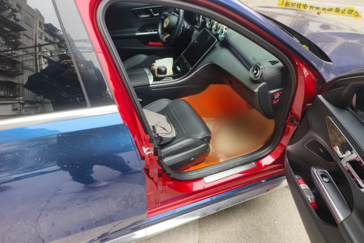 奔驰C级 2022款 改款 C 260 L 运动版局部细节9005