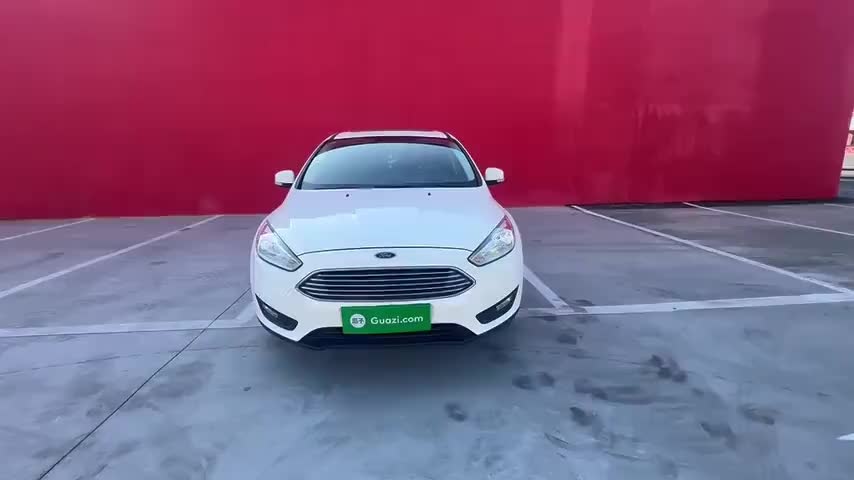 福特 福克斯 2020款 两厢经典 1.5L 自动风尚型实拍1