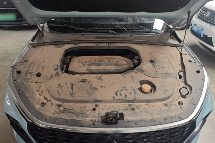 宝骏RS-3 2020款 1.5L CVT  24小时在线豪华型局部细节24