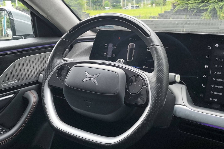 小鹏P7 2020款 670N中控内饰7005