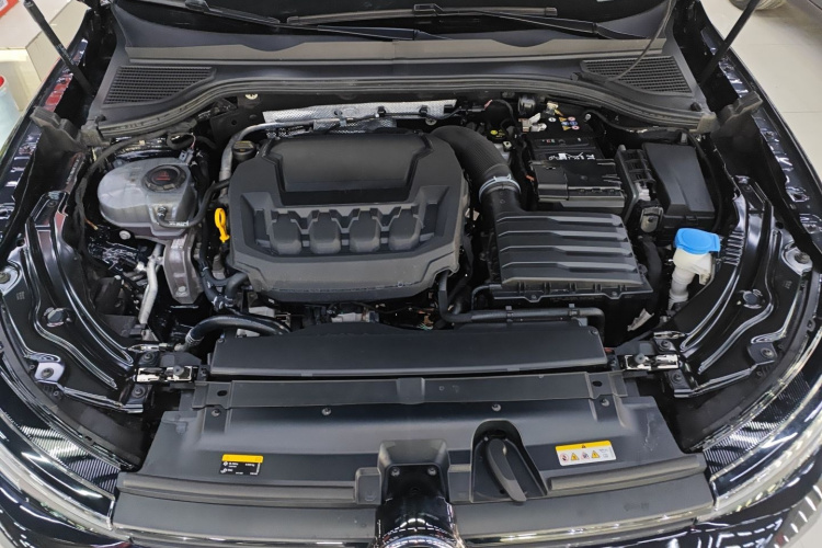 大众 帕萨特 2025款 Pro 380TSI 龙耀版局部细节24