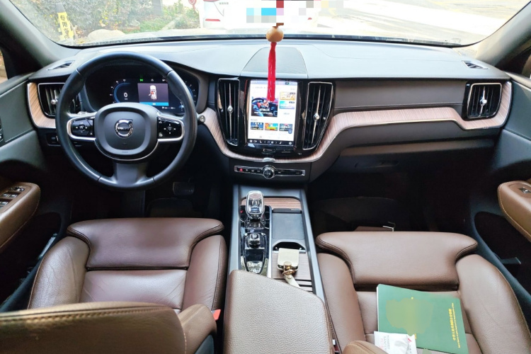 沃尔沃XC60 2022款 B5 四驱智远豪华版中控内饰12